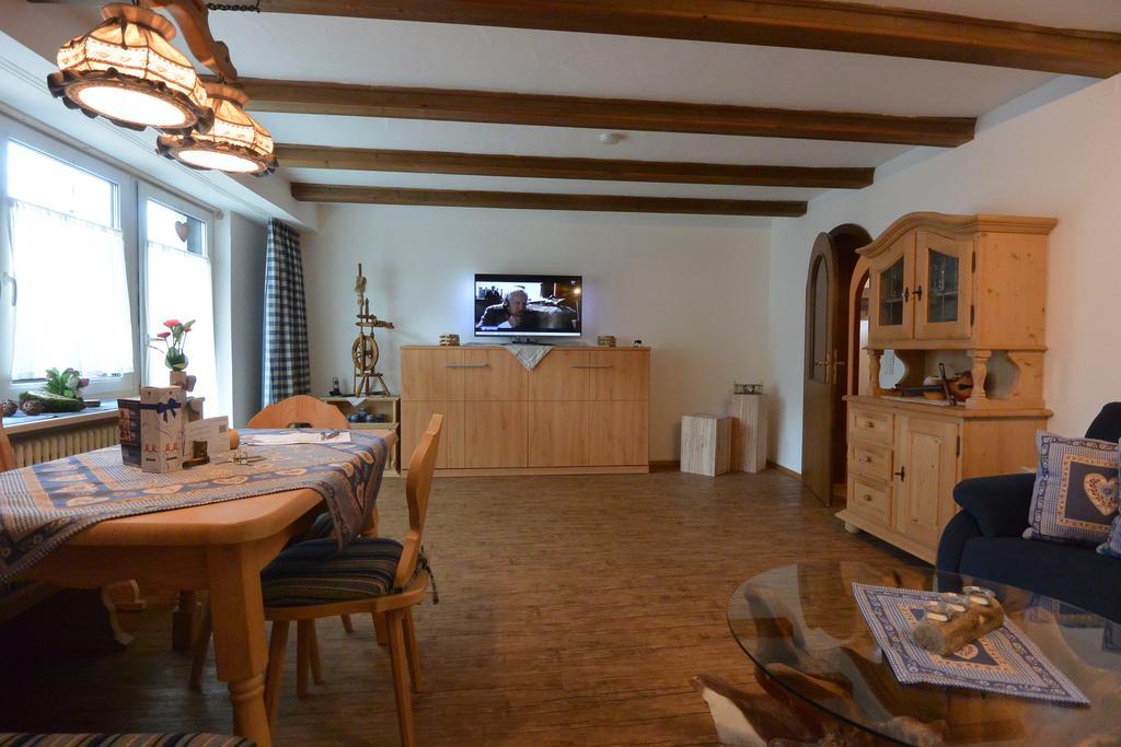 Ferienwohnung Linderspitzblick Mittenwald Zimmer foto